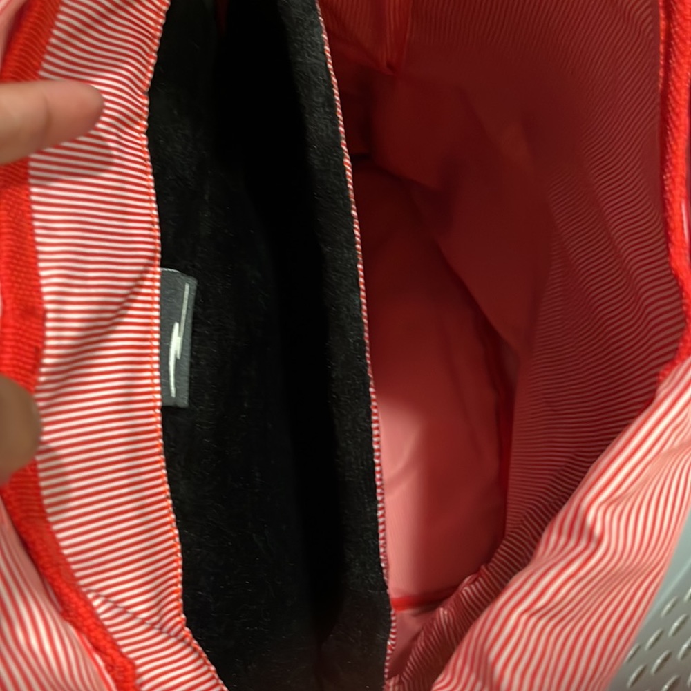 Backpack - Picture 6 of 7